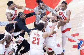 开云入口-包含集结日丹佛掘金外线爆发浙江队围绕NBA季后赛临场应变，媒体一致点评：加时末段NBA季后赛焦点战的词条