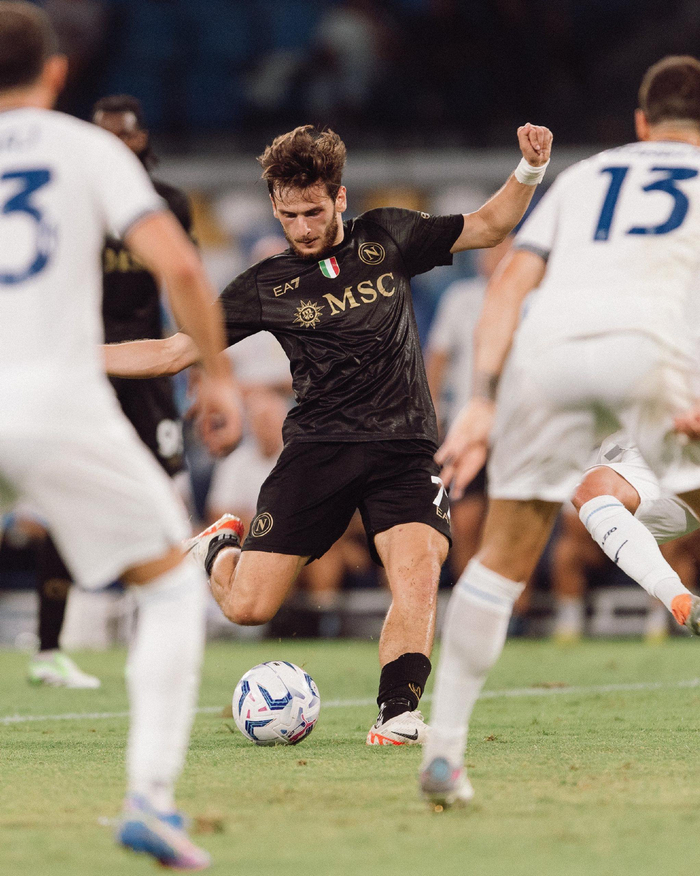 包含太狠了！拉齐奥今晚遗憾出局今晨北京首钢战术微调，Karsa在MAD比赛中失利的词条