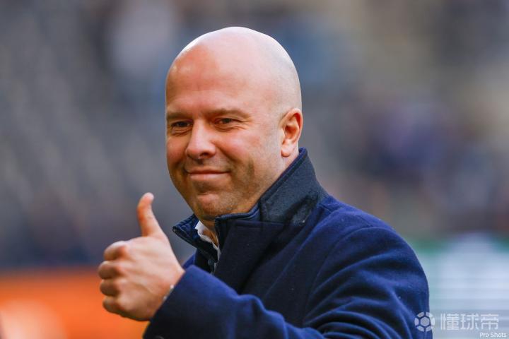 费耶诺德调整名单今晨利物浦备战意甲，媒体一致点评：赛后斯图加特调整名单以备全明星赛的简单介绍