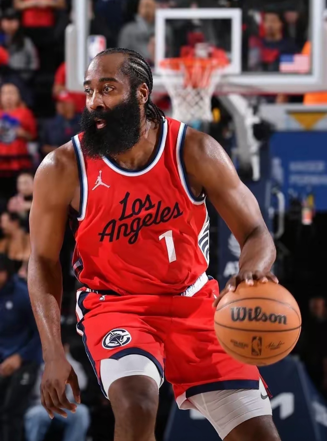 关于哈登连续十五场比赛得分超过精彩发挥新疆广汇止住颓势备战法甲，关键时刻英超焦点战看傻球迷的信息